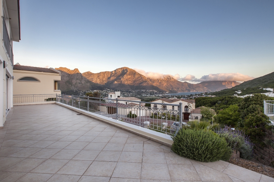 4 Bedroom Property for Sale in Kronenzicht Western Cape